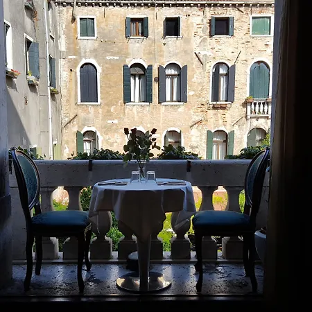 Sogno Di Giulietta E Romeo Hotel 3*